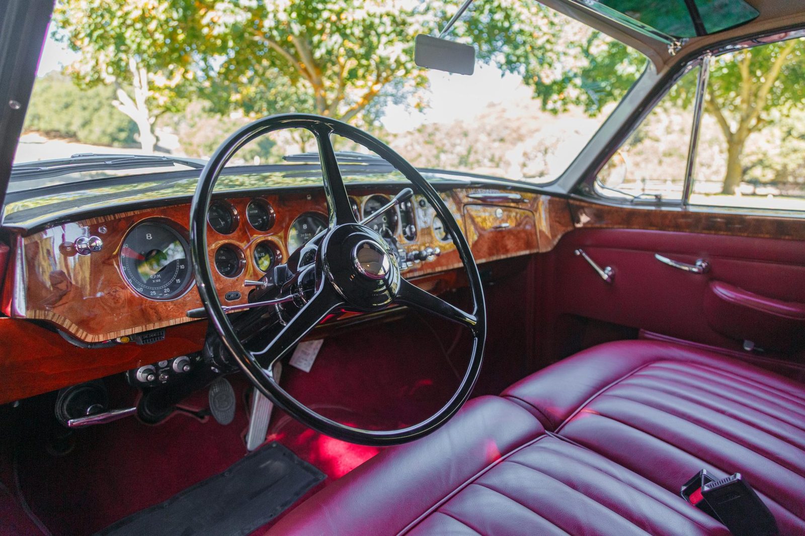 Bentley S2 Continental burgundy leather interior and burl wood dashboard