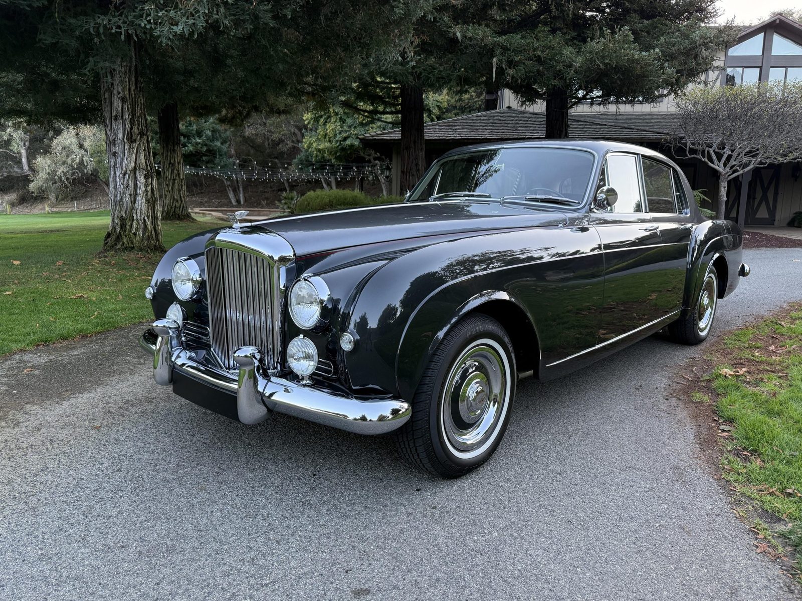 1960 Bentley S2 Continental Flying Spur front three-quarter view