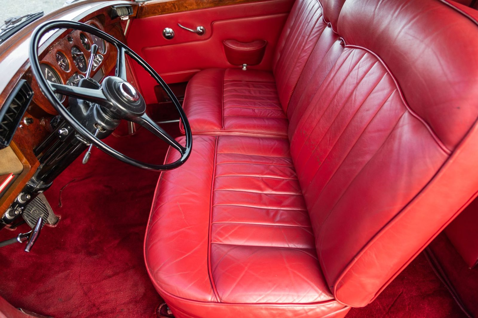 Silver Cloud II red Connolly leather front seats and steering wheel